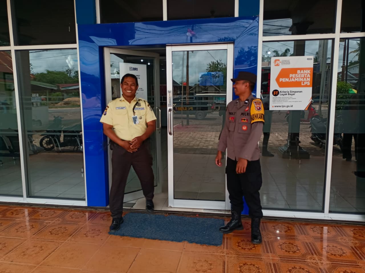 Polda Kalteng, Polres Lamandau, Polsek Sematu Jaya. melaksanakan giat patroli untuk mengantisipasi maraknya aksi tindak kejahatan terutama antisipasi curas, curat dan curanmor (3C)