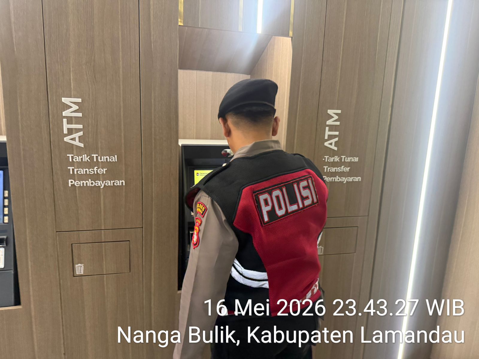 Personel Sat Samapta Patroli ke Sejumlah ATM di Wilayah Hukum Polres Lamandau
