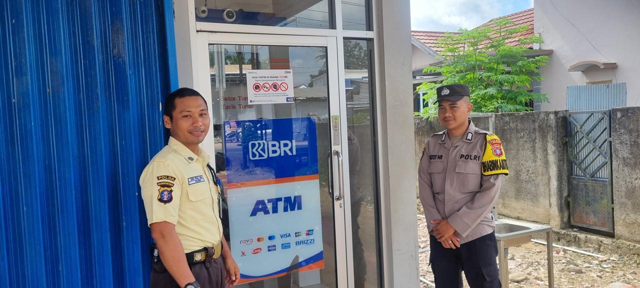 Piket Polsek Patroli dan Silaturahmi dengan Satpam Bank BRI