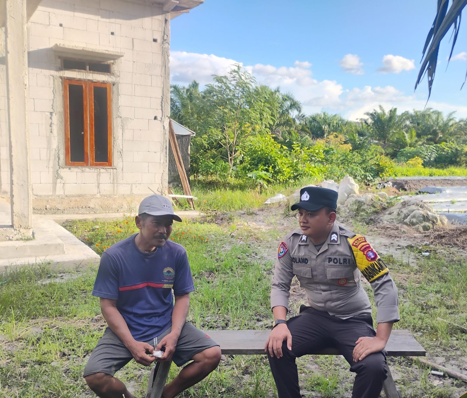 Jaga Situasi Kamtibmas, Polsek Tasik Payawan dan Kamipang Rutin Sambang Warga