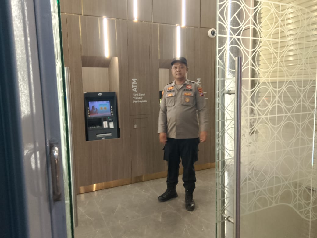 Cegah Gangguan Kamtibmas, Piket Polsek Bulik Patroli ATM