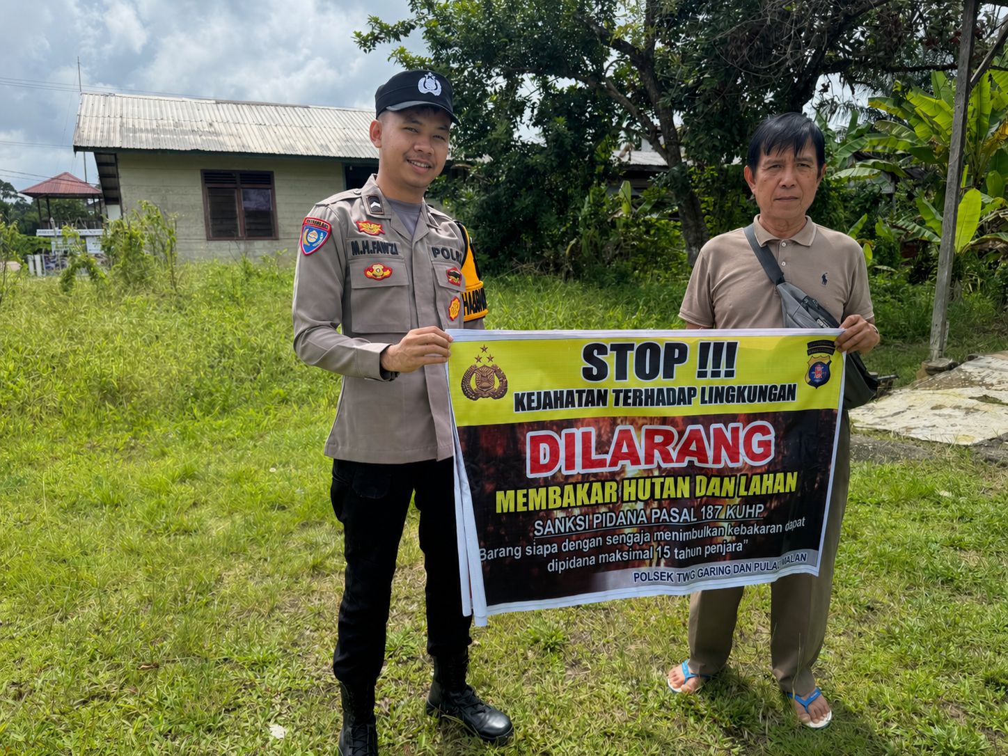 Ciptakan lingkungan sehat Polsek Tws Garing dan Pulau Malan sosialisasi Stop Karhutla.