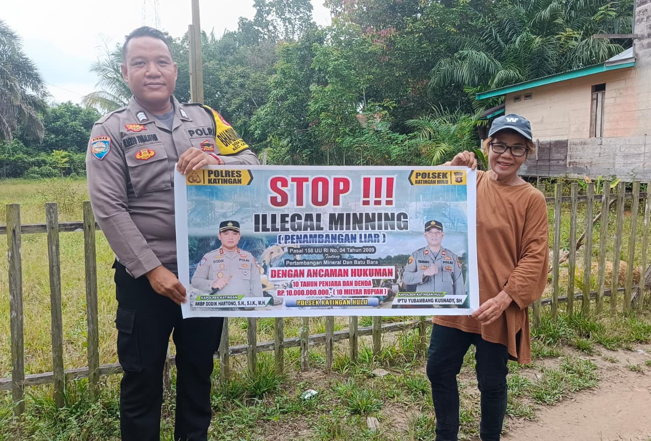 ‎Upaya pencegahan Penambangan Emas Tanpa Ijin (PETI) di Kecamatan Katingan Hulu dan Bukit Raya, Bhabinkamtibmas sosialisasi kepada masyarakat.‎