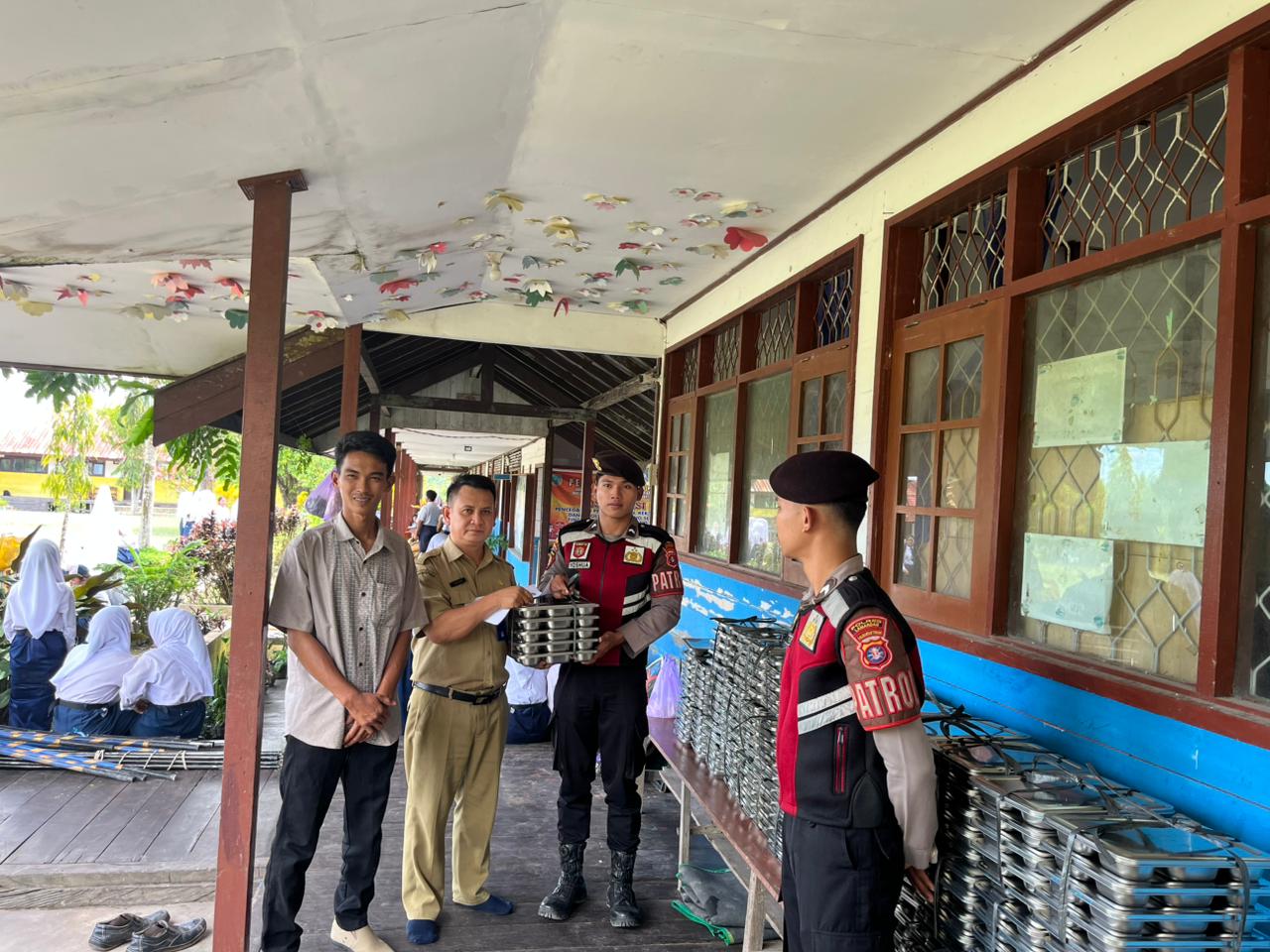 Polres Lamandau pastikan penyaluran MBG ke sekolah berjalan lancar dan tepat sasaran