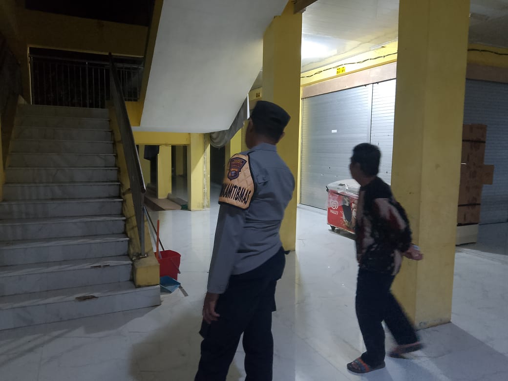 Polsek Bulik laksanakan patroli malam, himbau masyarakat jaga situasi kamtibmas tetap kondusif