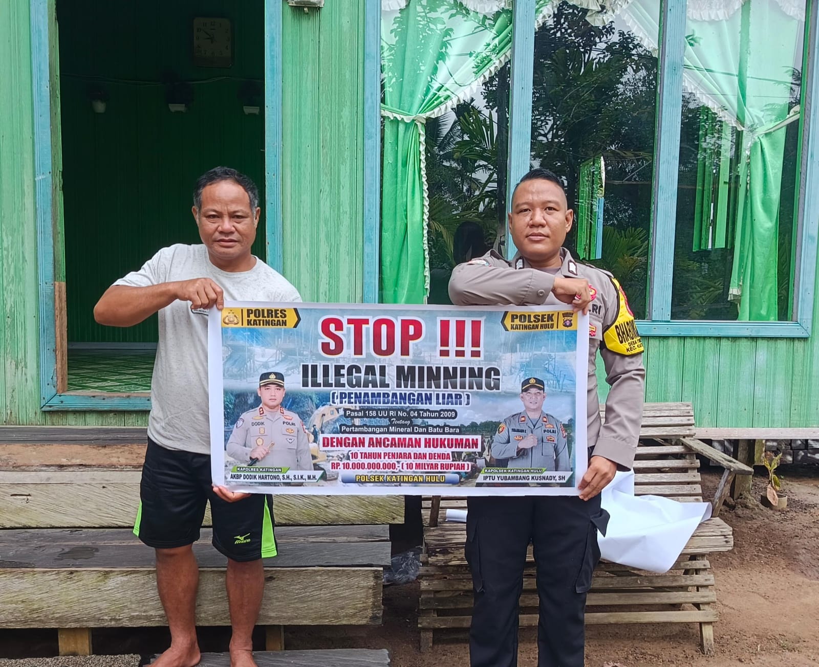 Upaya pencegahan Penambangan Emas Tanpa Ijin (PETI) di Kecamatan Katingan Hulu dan Bukit Raya, Bhabinkamtibmas sosialisasi kepada masyarakat.
