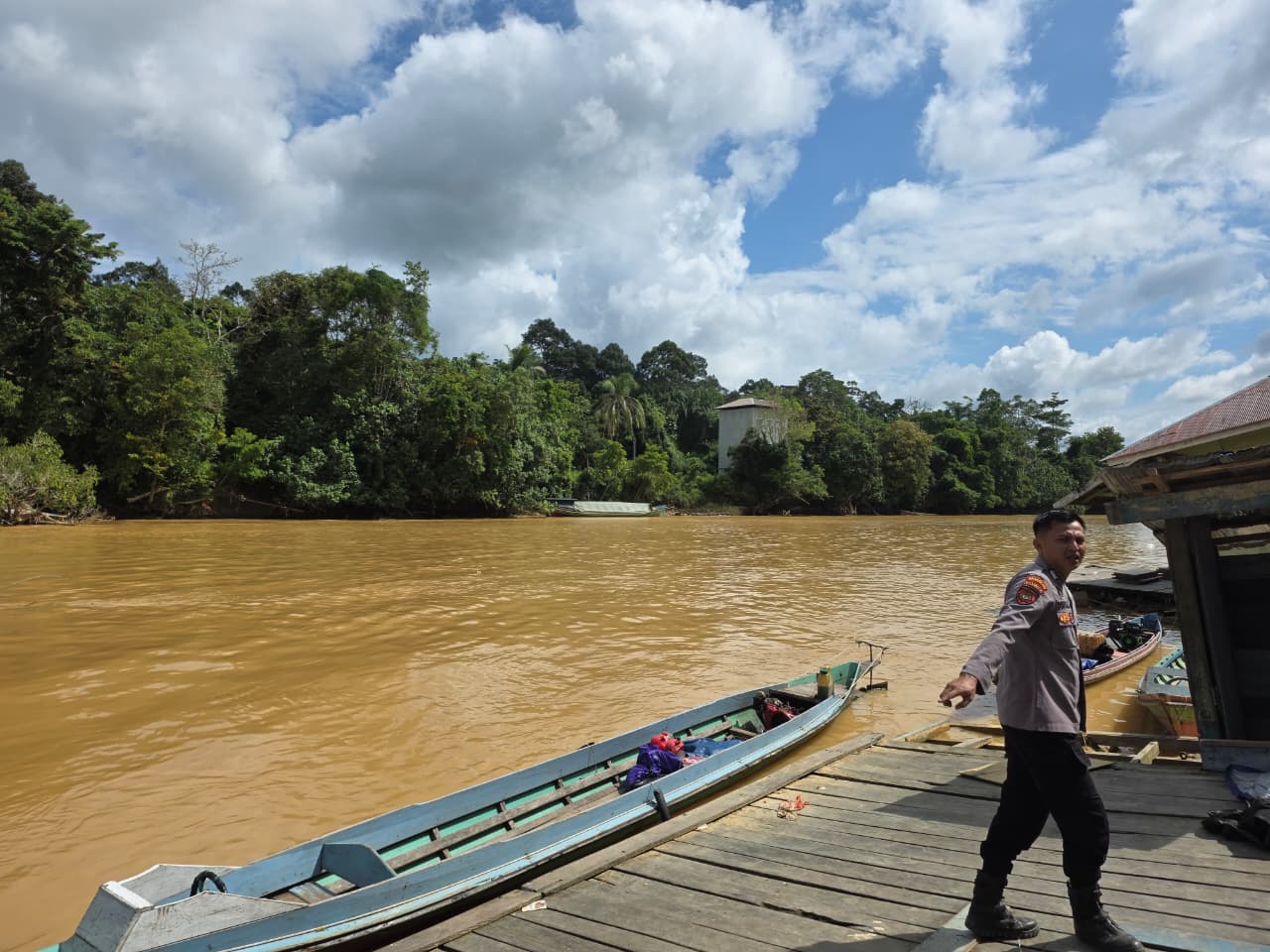Debit Air terpantau normal , Polsek Katingan Hulu dan Bukit Raya Imbau Warga agar tetap selalu waspada.