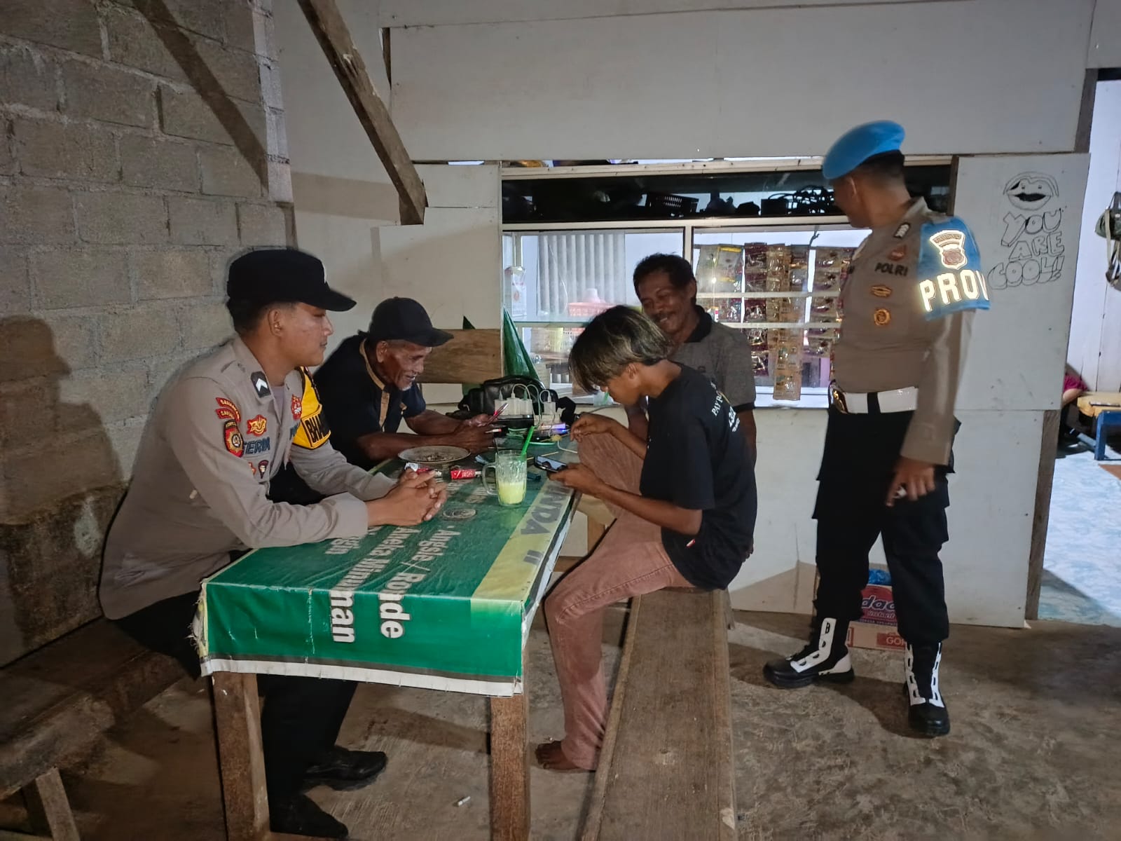 Jemput Informasi Kamtibmas, Polsek Lamandau Sambangi Warga
