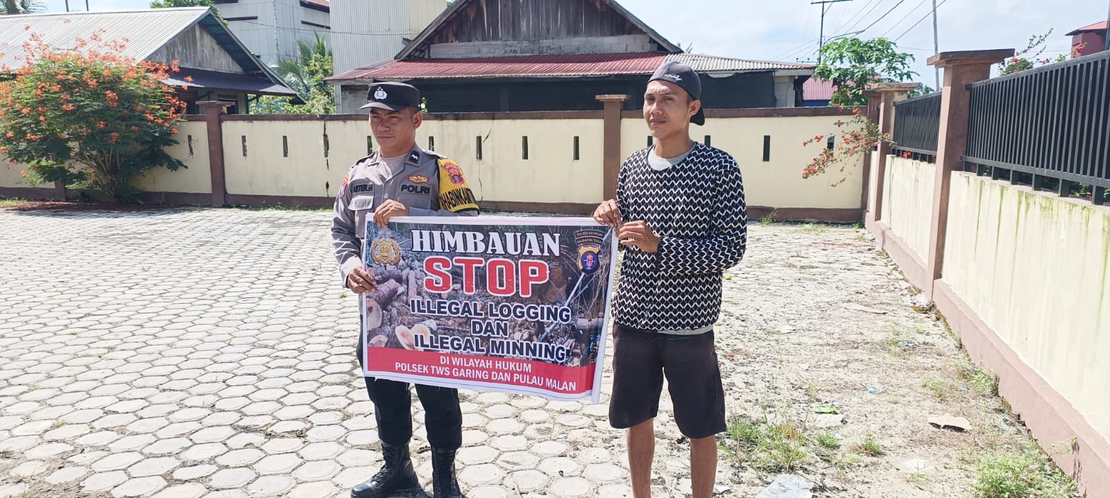 Bhabin Polsek Tws Garing gencar gencar dan Pulau Malan rutin sosialisasi larangan ilegal Logging dan Meaning.
