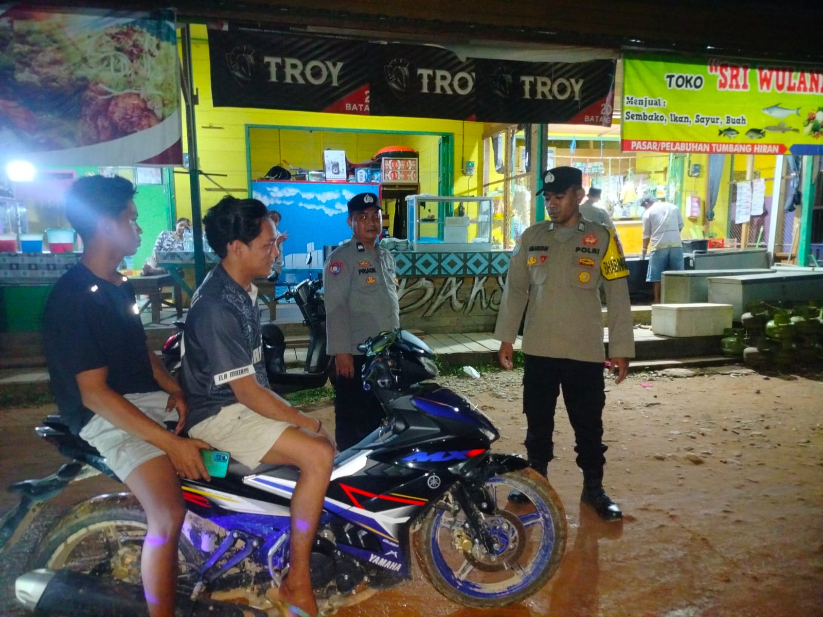 Polsek Marikit Menyapa Warga Lewat Patroli Malam Humanis, Perkuat Kepercayaan