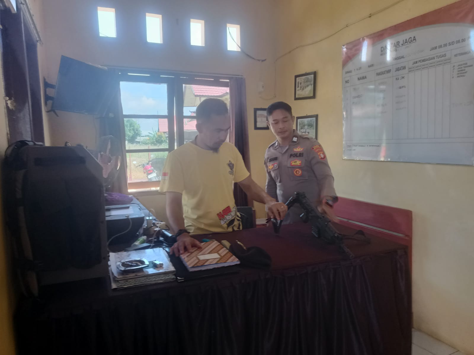 Rutinitas Tugas Jaga Polsek Marikit: Fondasi Ketertiban dan Kepercayaan Publik