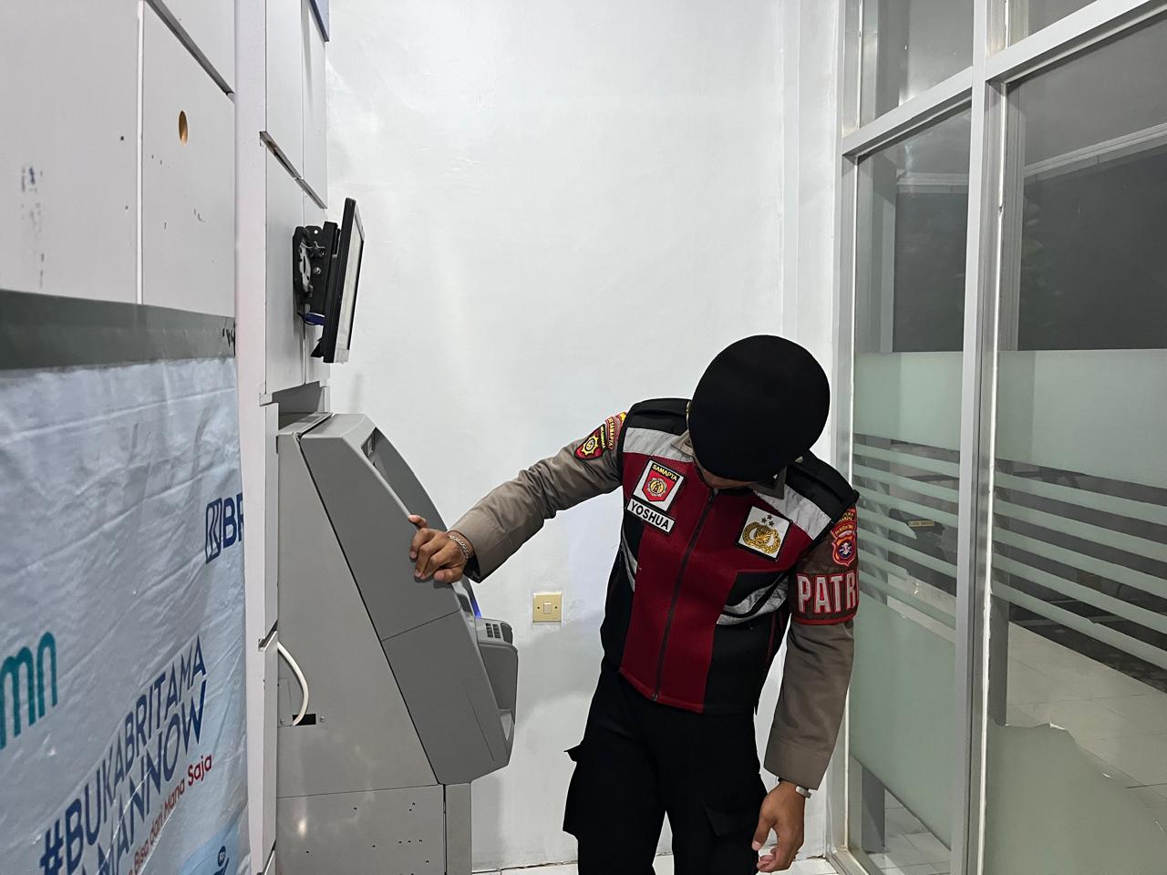 Piket Patroli Sat Samapta Polres Lamandau Tingkatkan Pengamanan ATM dan Perbankan