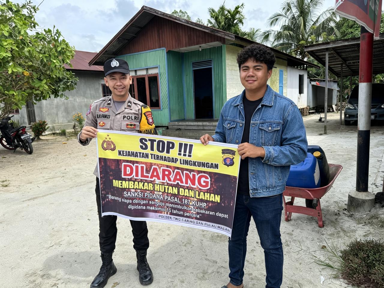 Ciptakan lingkungan sehat Polsek Tws Garing dan Pulau Malan sosialisasi Stop Karhutla.