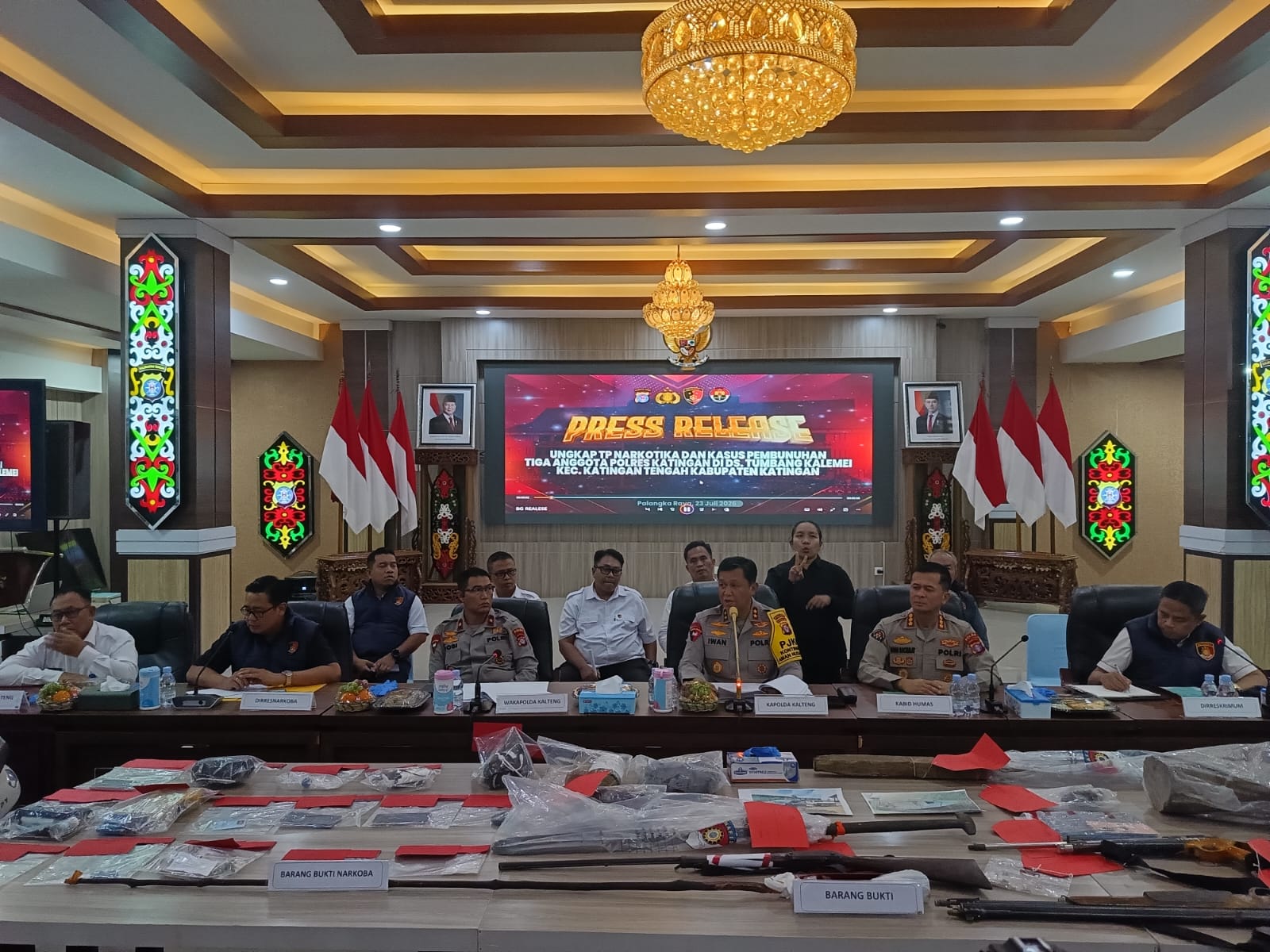 Konferensi Pers Kasus Tumbang Kalemei, Kapolda Sebutkan Fakta 3 Personel Satresnarkoba Tewas Dikeroyok Sajam Lalu Jenazah Dibuang ke Sungai