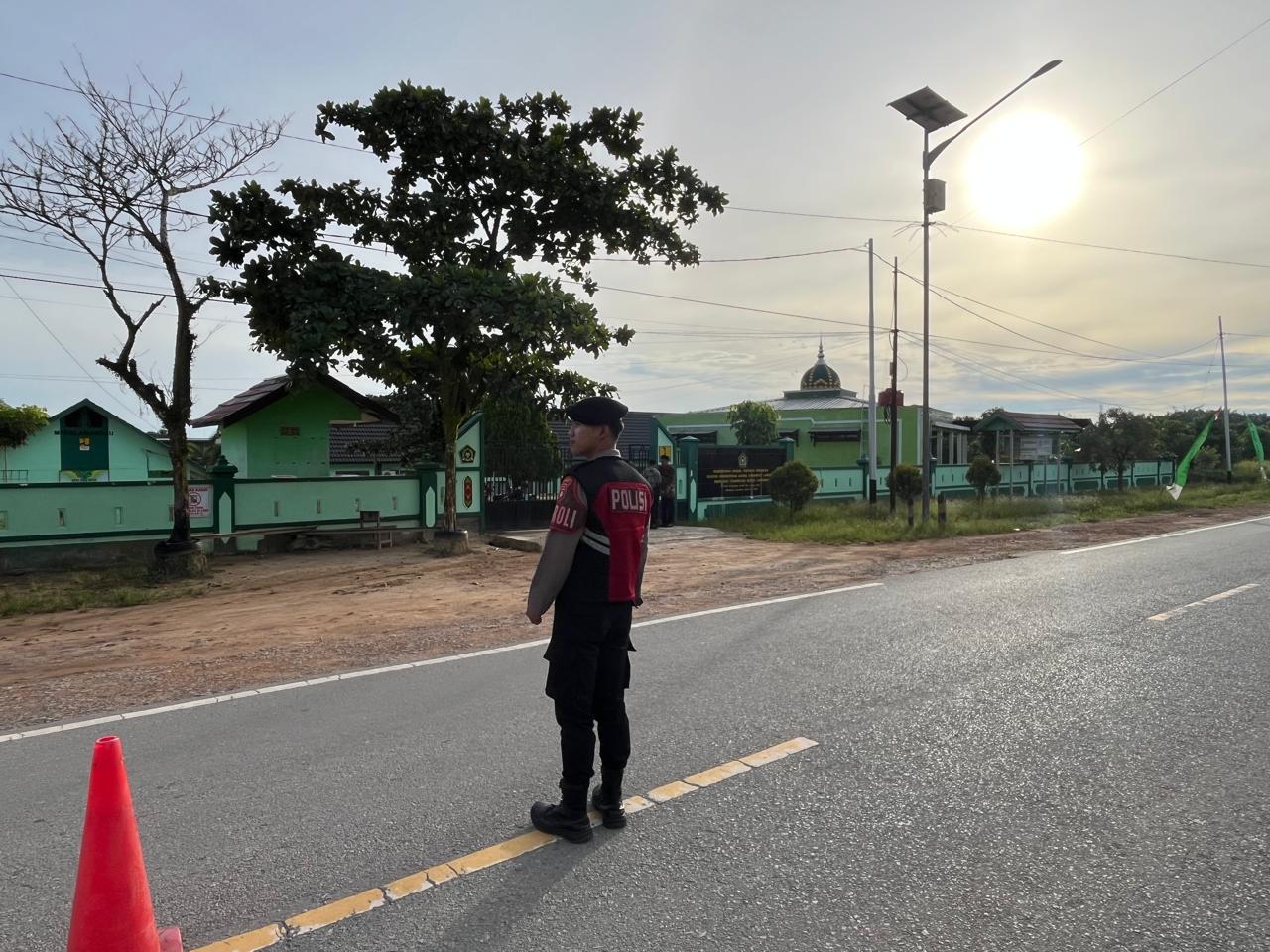 Sat Samapta Polres Lamandau Laksanakan Pengaturan Arus Lalu Lintas, Wujudkan Kamseltibcarlantas