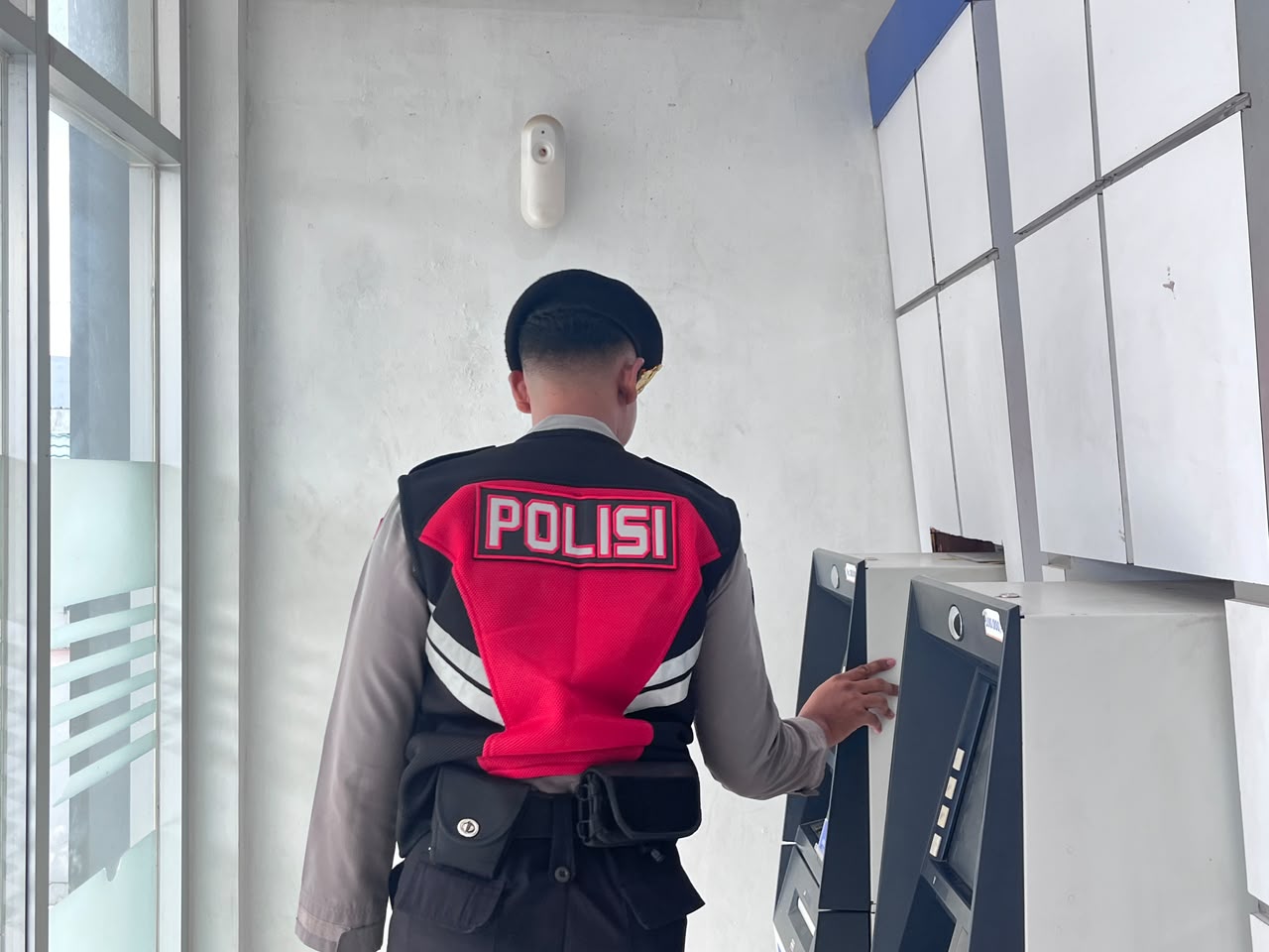 Sat Samapta Polres Lamandau Monitoring ATM dan Perbankan, Jaga Keamanan Transaksi Masyarakat