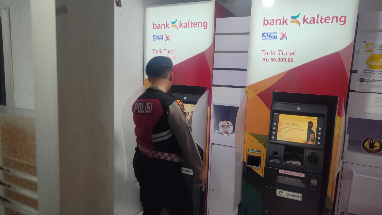 Sat Samapta Polres Lamandau Monitoring ATM dan Perbankan pada Malam Hari, Jaga Keamanan Transaksi Masyarakat