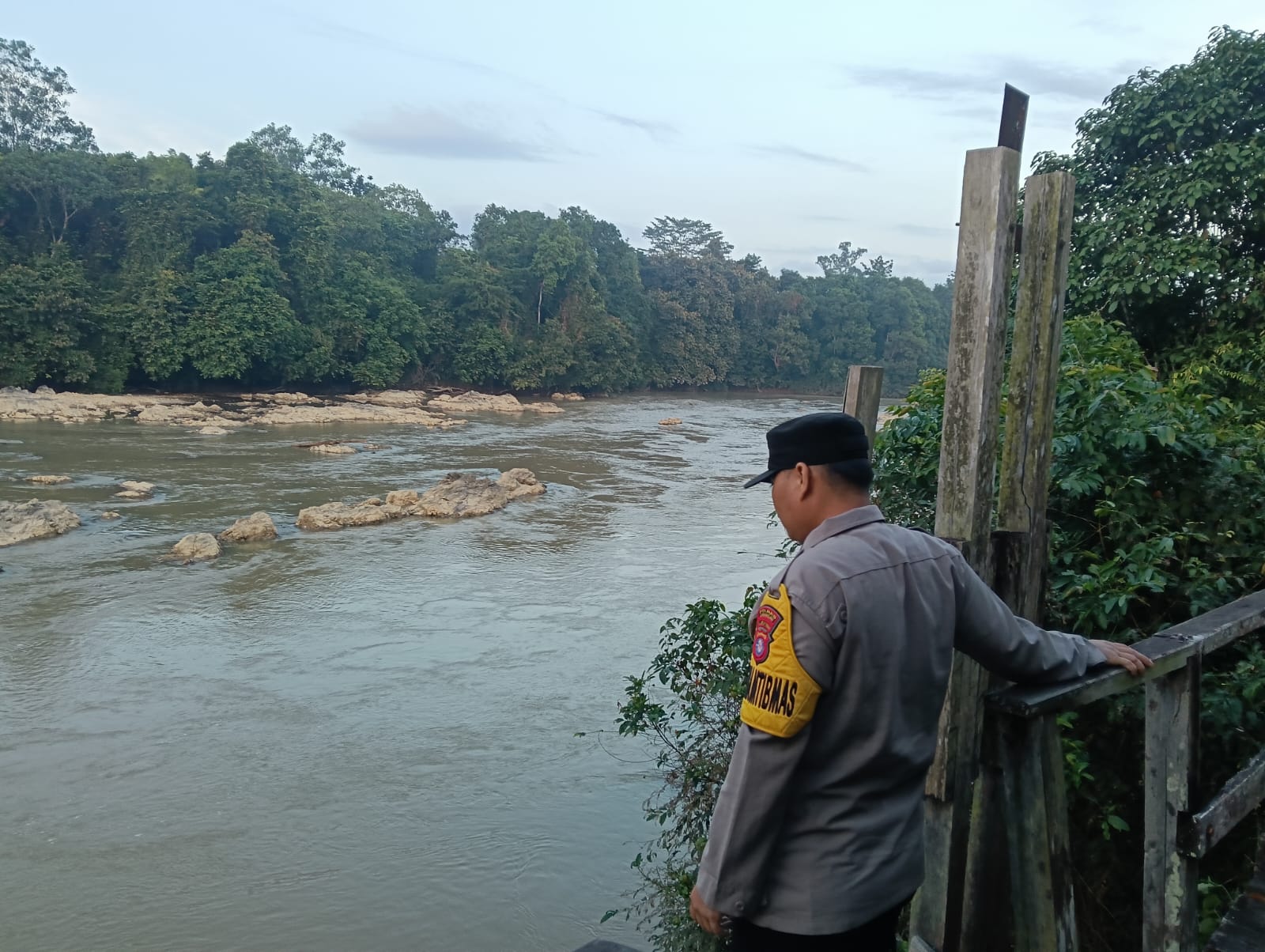 Polsek Lamandau Monitoring Debit Air DAS Lamandau, Status Siaga IV (Normal)
