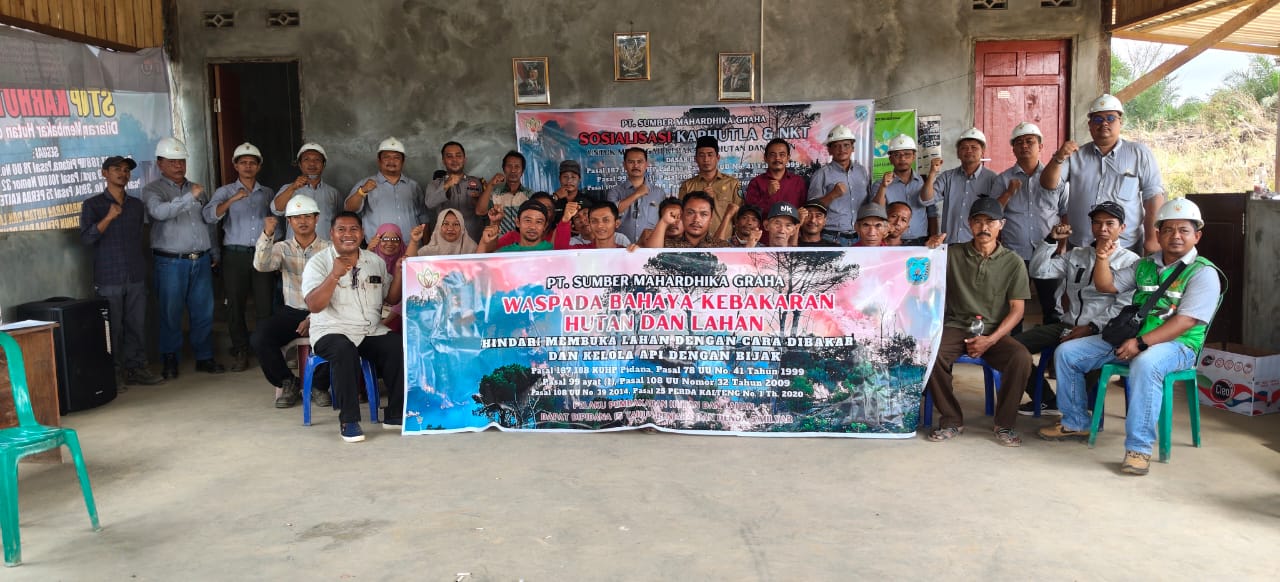 Bhabinkamtibmas Polsek Bulik Bersama PT. SMG Sosialisasikan Pencegahan Karhutla kepada Masyarakat