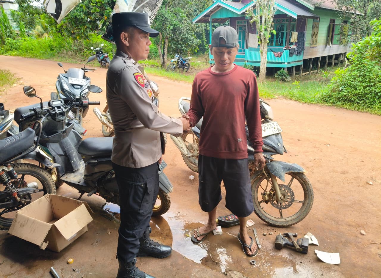Patroli Rutin Polsek Marikit Perkuat Harkamtibmas, Warga Diajak Tingkatkan Kewaspadaan