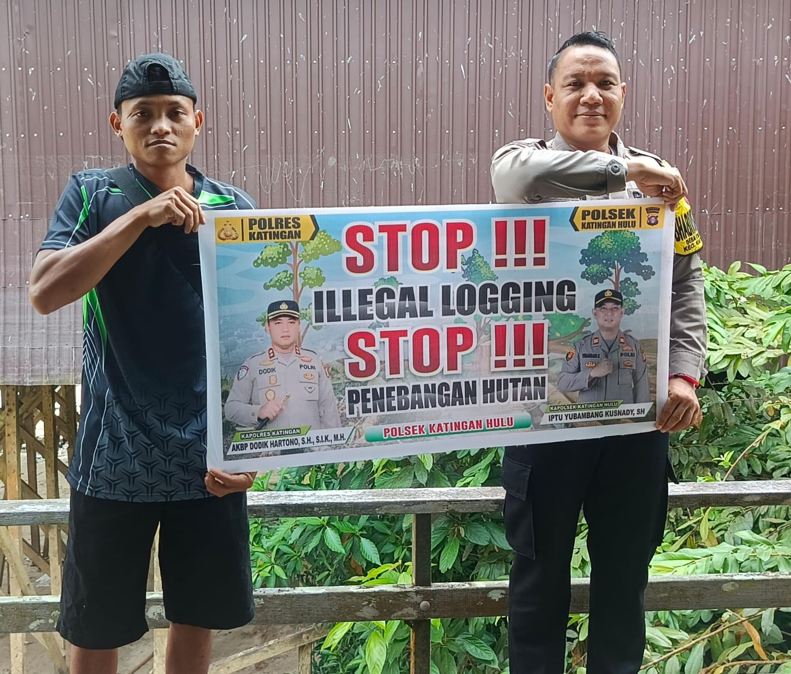 Upaya Pencegahan Penebangan Hutan secara Liar (Ilegal Logging), Bhabinkamtibmas sosialisasi kepada masyarakat.