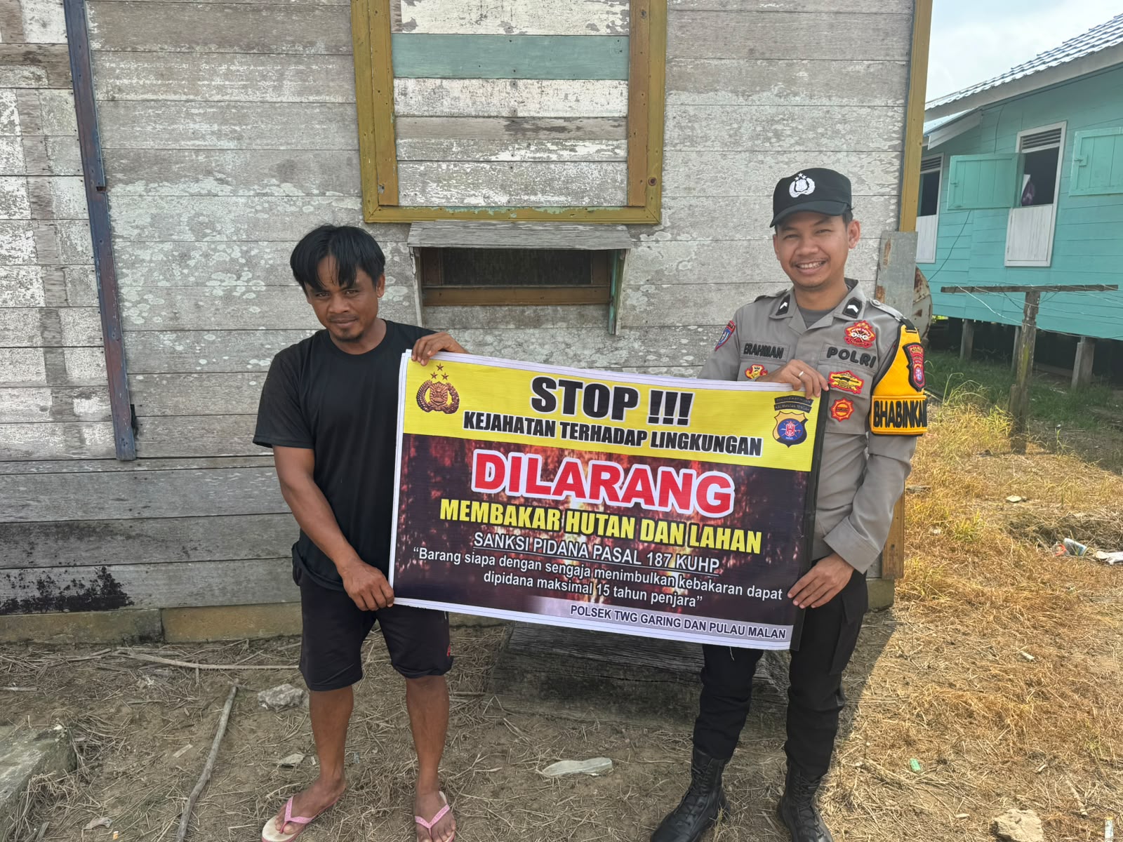Ciptakan lingkungan sehat Polsek Tws Garing dan Pulau Malan sosialisasi Stop Karhutla.