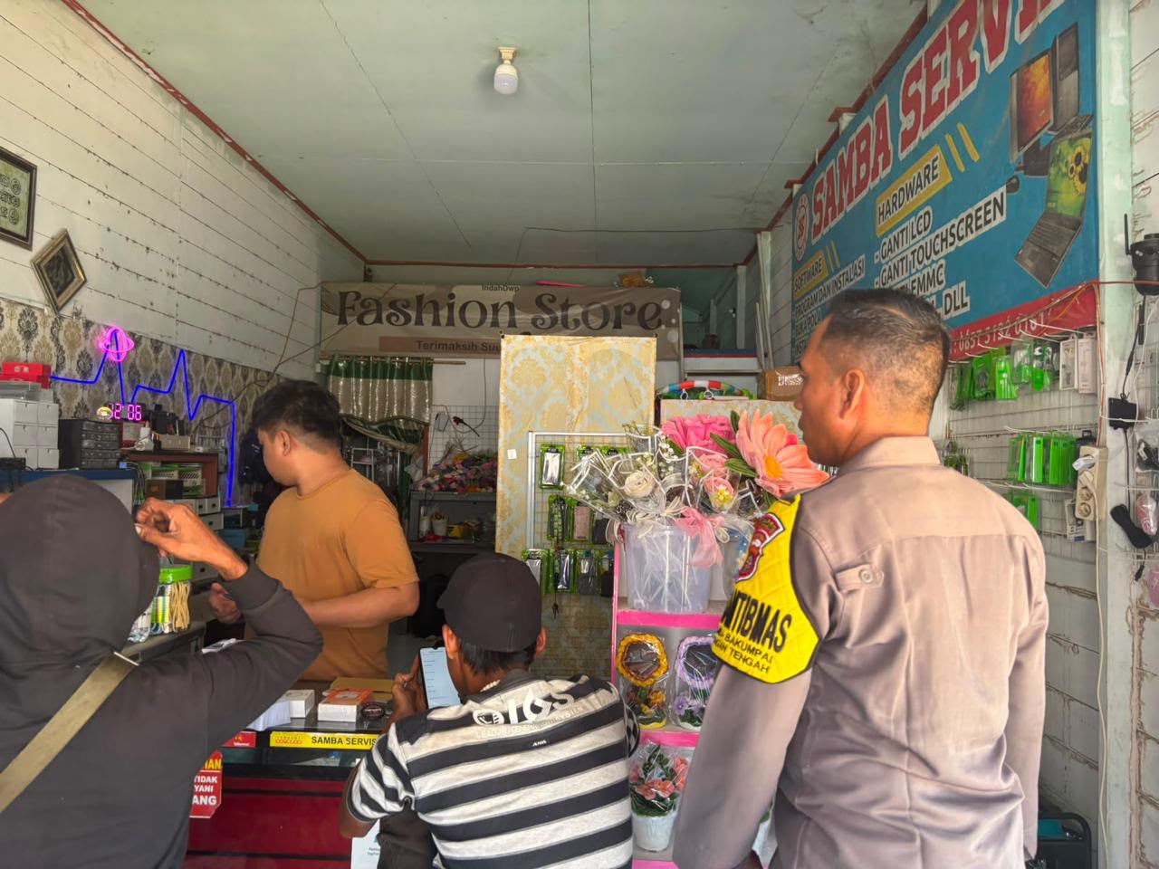 Perkuat Kamtibmas, Polsek Katingan Tengah Sambangi Warga