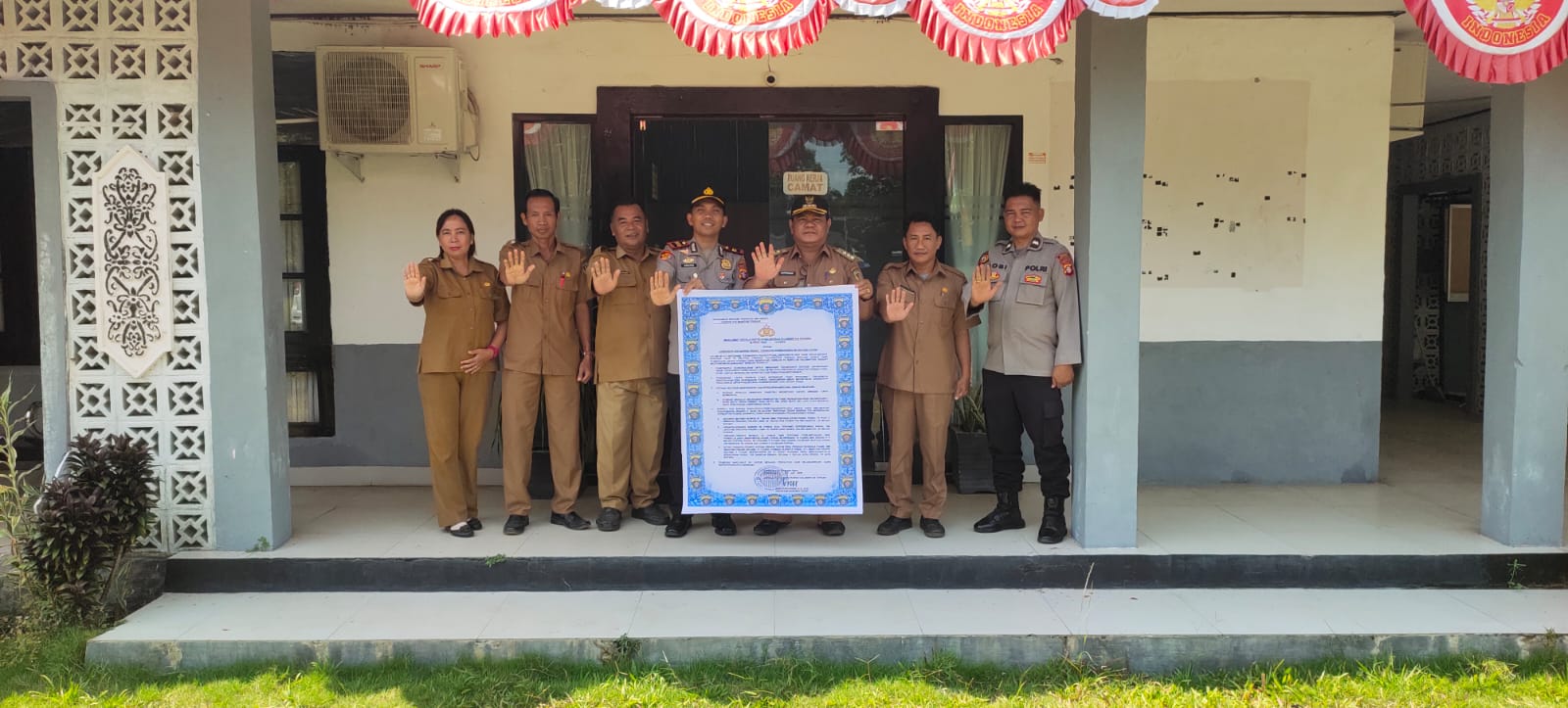 Cegah Karhutla, Kapolsek Tewang Sangalang Garing dan Pulau Malan Sosialisasikan Maklumat Kapolda Kalteng Kepada ASN