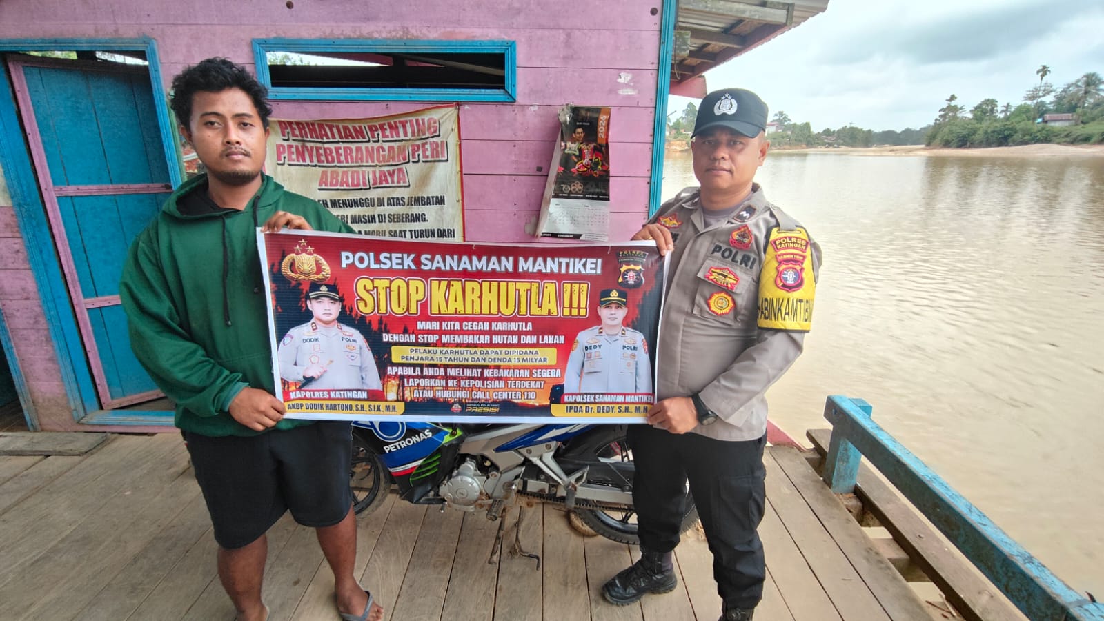 Dengan Patroli Dialogis, Polsek Tewang Sangalang Garing dan Pulau Malan Berikan Rasa Aman Kepada Masyarakat.