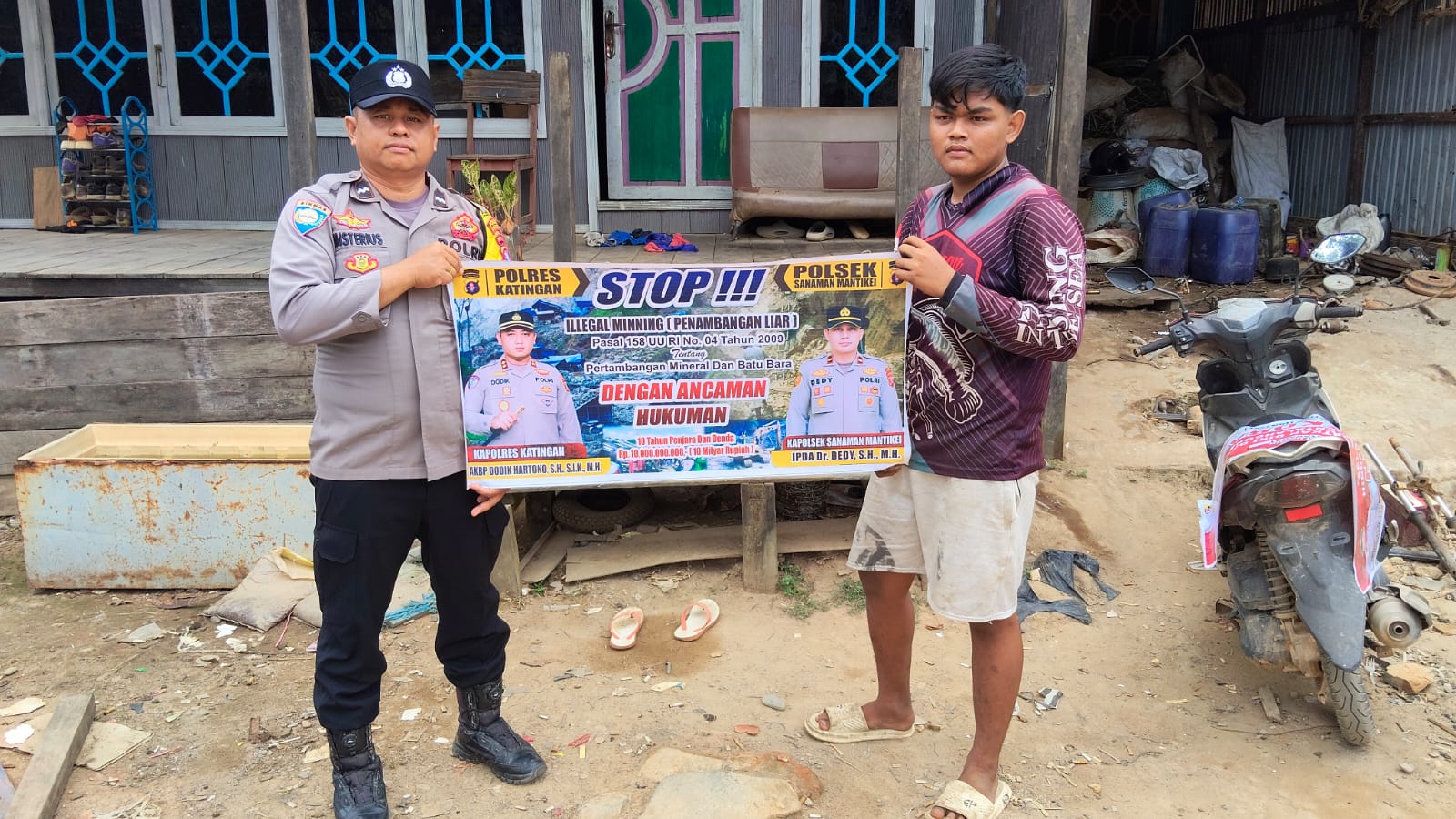 Bhabinkamtibmas Desa Tumbang atei Sosialisasi tentang larangan Ilegal Mining.
