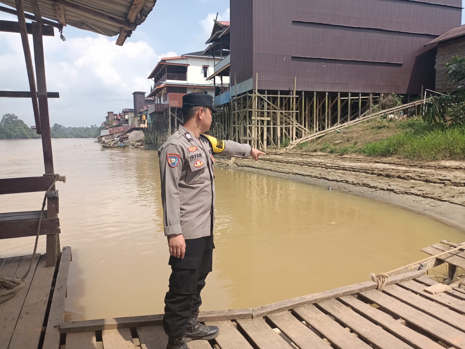 Polsek Marikit Jaga Kondisi DAS Katingan Tetap Aman dengan Pemantauan Konsisten