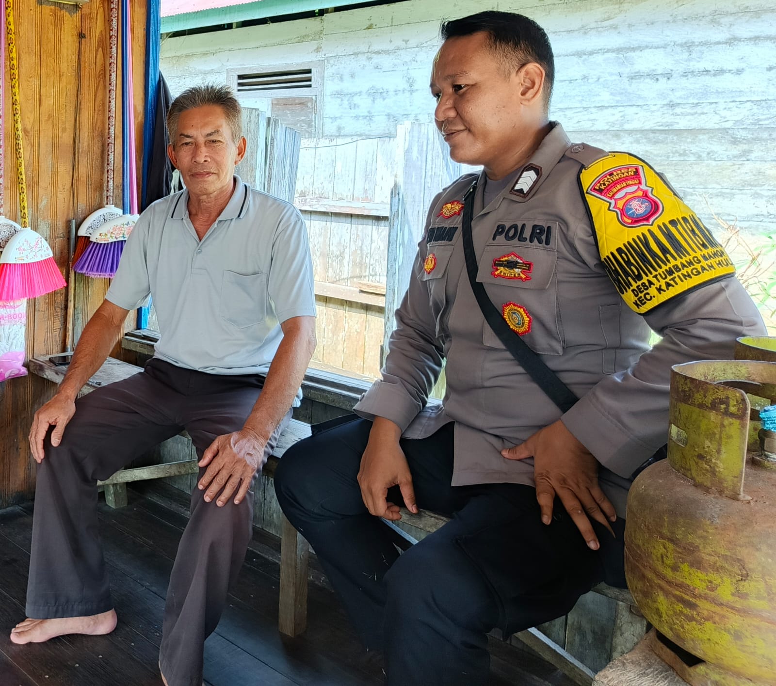 BHABINKAMTIBMAS POLSEK KATINGAN HULU SAMBANGI WARGA.